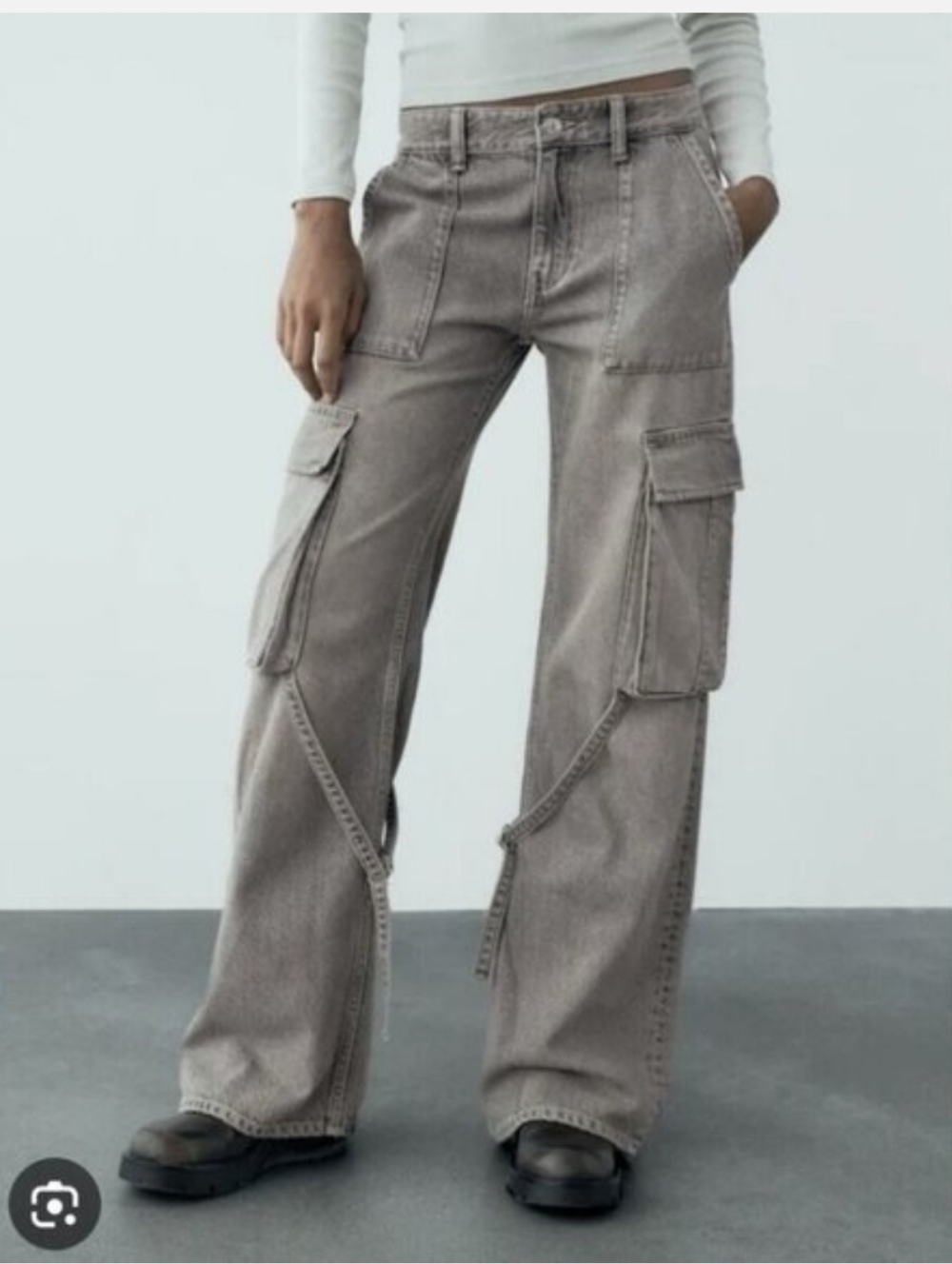 Zara Wide Leg Cargo Jeans in Washed Grey SIZE 6